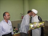 تجلیل از دوهمكار ايثارگر در محل كارشان